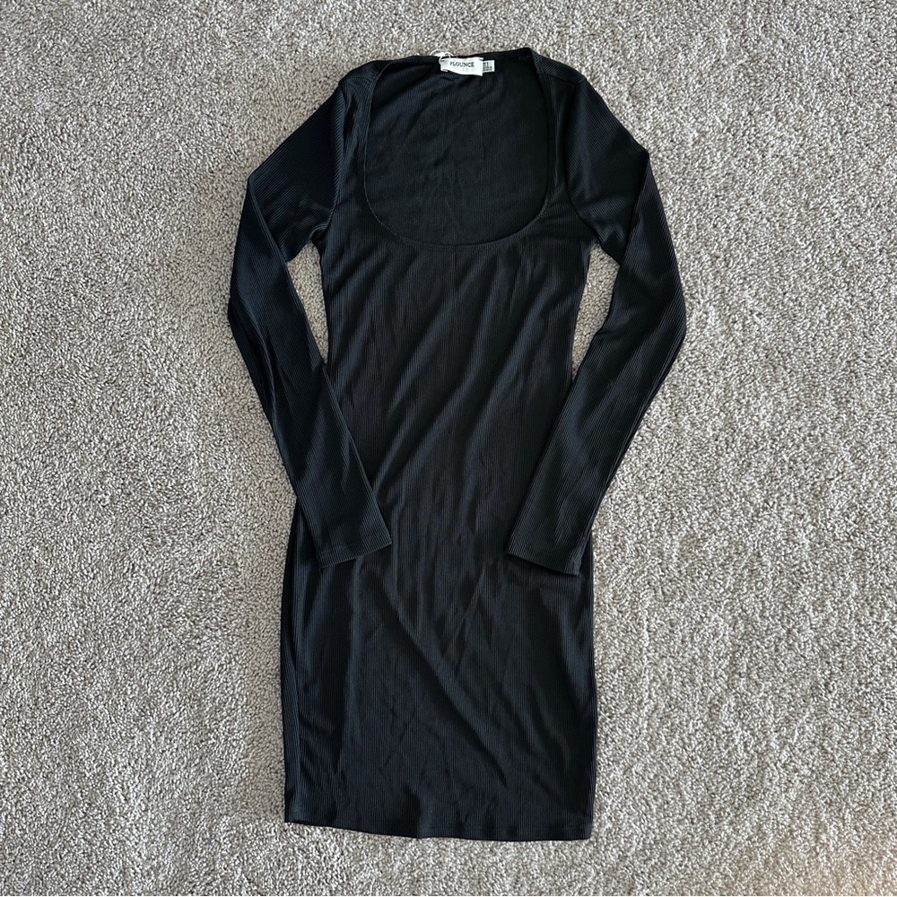 Flounce scoop neck ribbed mini dress